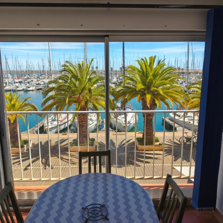 Studio Cabine à Gruissan pour 4 pers - Parking sécurisé - FR-1-796-40 - Appartamento - 1
