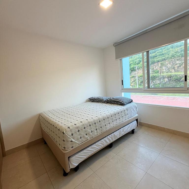 Lujoso Dpto Playa Priv, parqueo, piscina, jacuzzi, seguridad - Apartment - 18