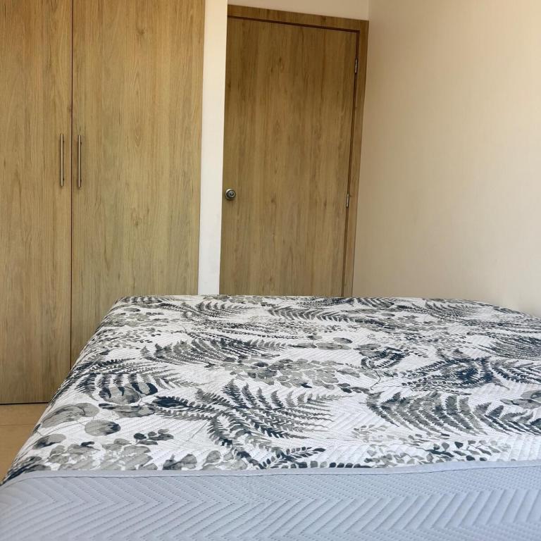 Lujoso Dpto Playa Priv, parqueo, piscina, jacuzzi, seguridad - Apartment - 94