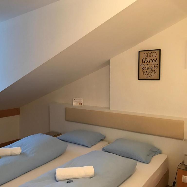 Argentieri Guesthouse - Camera Matrimoniale/Doppia con Letti Singoli con Bagno in Comune - 26