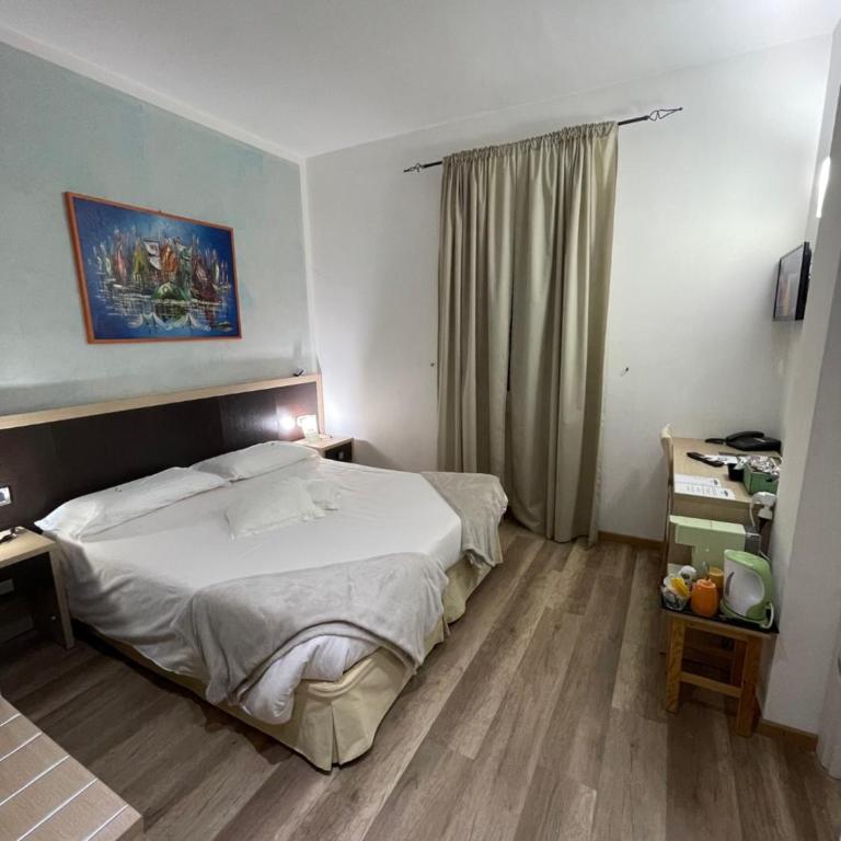 Hotel Lauro - Camera Superior Matrimoniale/Doppia con Letti Singoli - 1