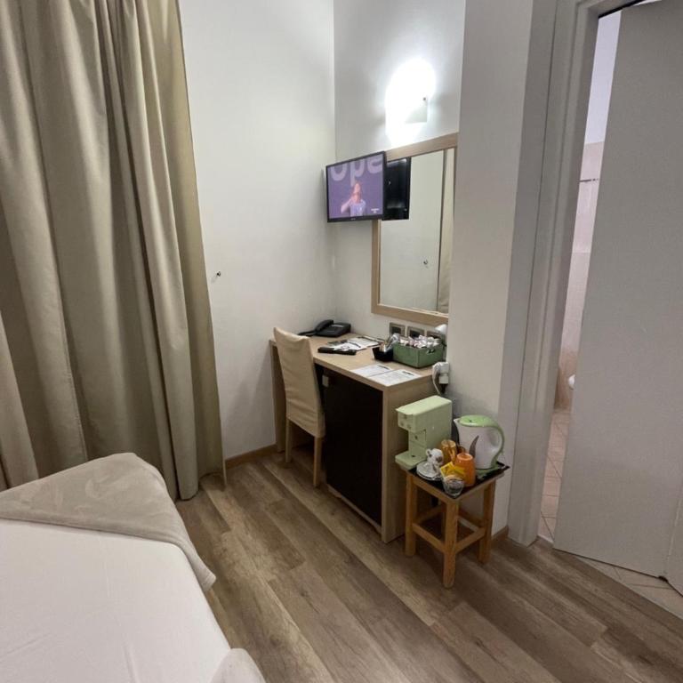 Hotel Lauro - Camera Superior Matrimoniale/Doppia con Letti Singoli - 2