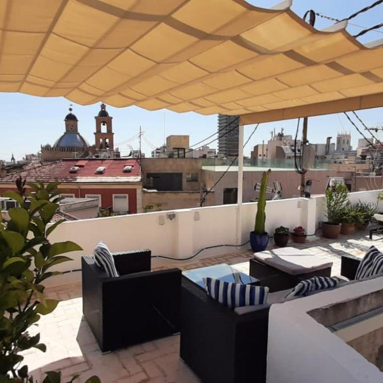 Rooftop Terrace Apartment in Alicante Old Town - Two-Bedroom Apartment - 24