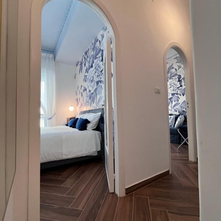 Serapide13 a Santa Lucia - Appartamento con 1 Camera da Letto - 7