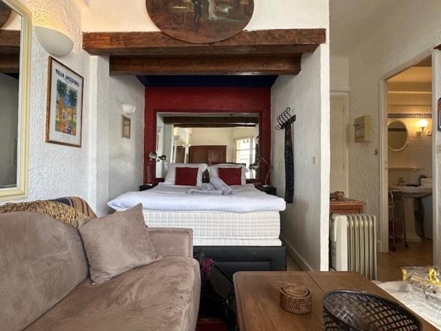 Provence-Style Studio Sea across the street - Studio - 24