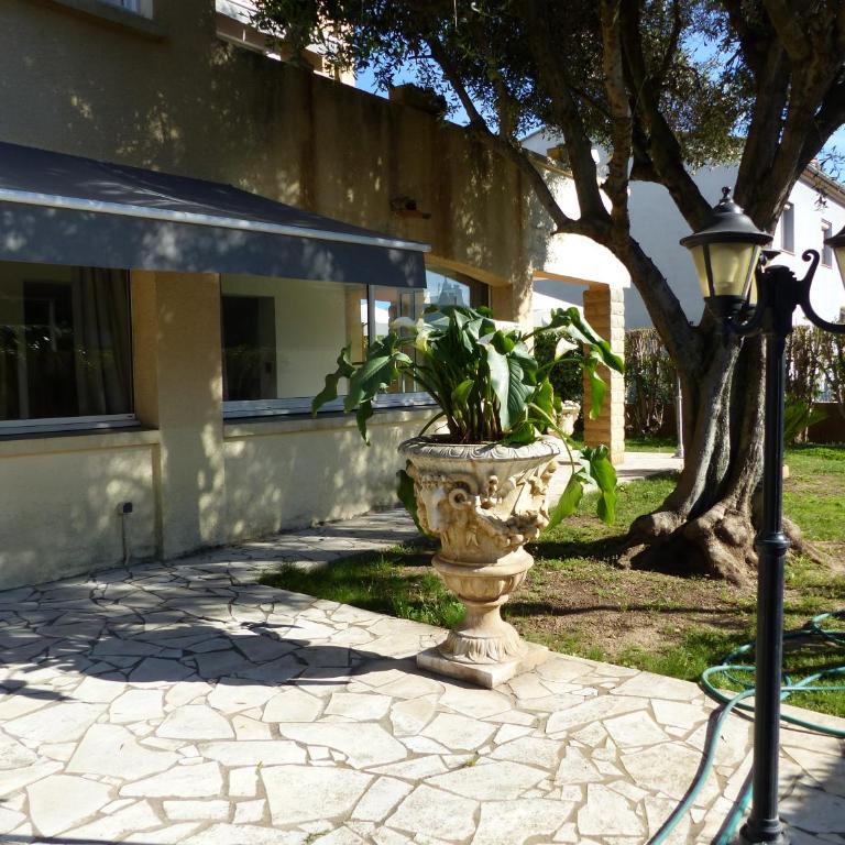 Rdc Villa Jardin et terrasse - Appartement 1 Chambre - 22