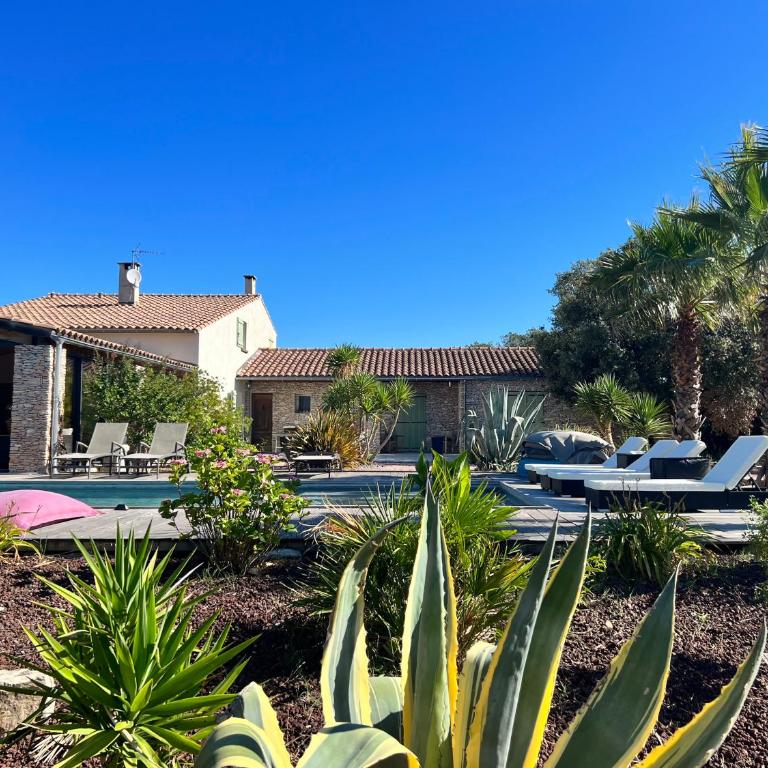 Mas des Capitelles Nîmes, avec piscine - Three-Bedroom Villa - 19