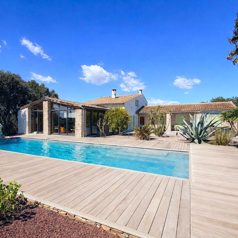Mas des Capitelles Nîmes, avec piscine - Three-Bedroom Villa - 3