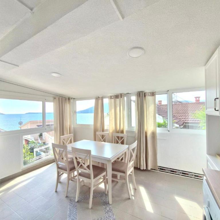 Apartments Miljevic - Apartment with Sea View - 12