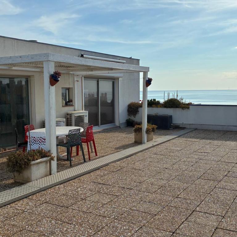 Les Cycas Panorama exceptionnel - 160 m2- Vue mer, étang, montagne - Apartment mit 3 Schlafzimmern - 10