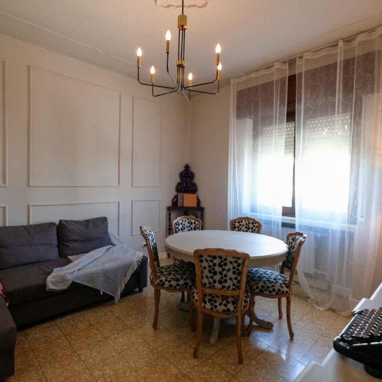 LucyANn's Home - Appartamento con 2 Camere da Letto - 9