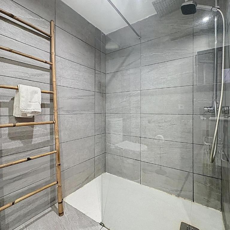 BRESSOL DELUXE Apartments - Apartamento de 2 dormitorios con vistas a la piscina - 10