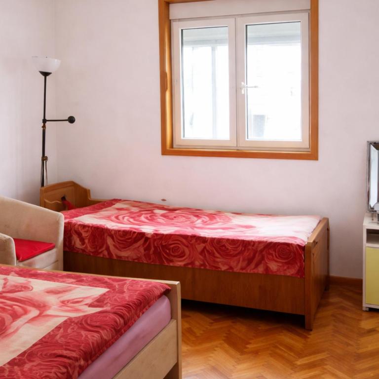 Apartments Zenit - Porodični Apartman sa Balkonom i Pogledom na More - 4