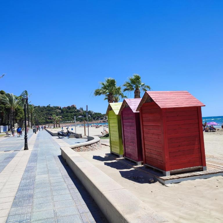 Playa Almadraba 1ª linea - Three-Bedroom Apartment with Sea View - 22