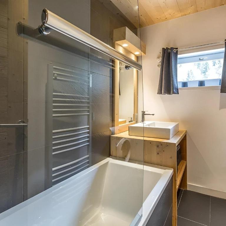 Appartement cosy, pied de piste, cheminée, animaux admis - FR-1-304-153 - Apartment (6 Erwachsene) - 10