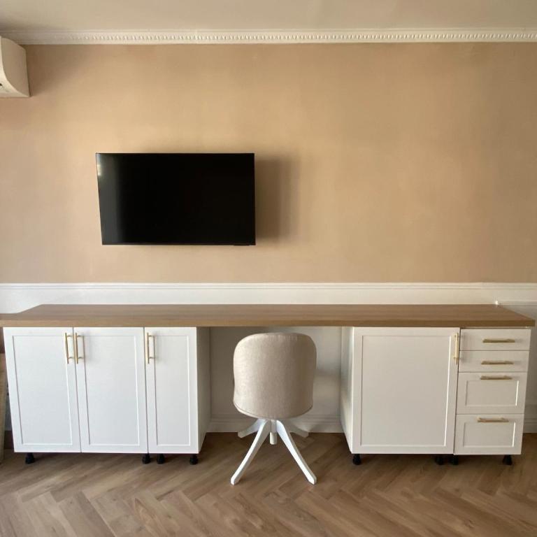 Studio climatisé 3 minutes mer, parking, central, terrasse, cosy - Apartamento de 1 dormitorio - 27