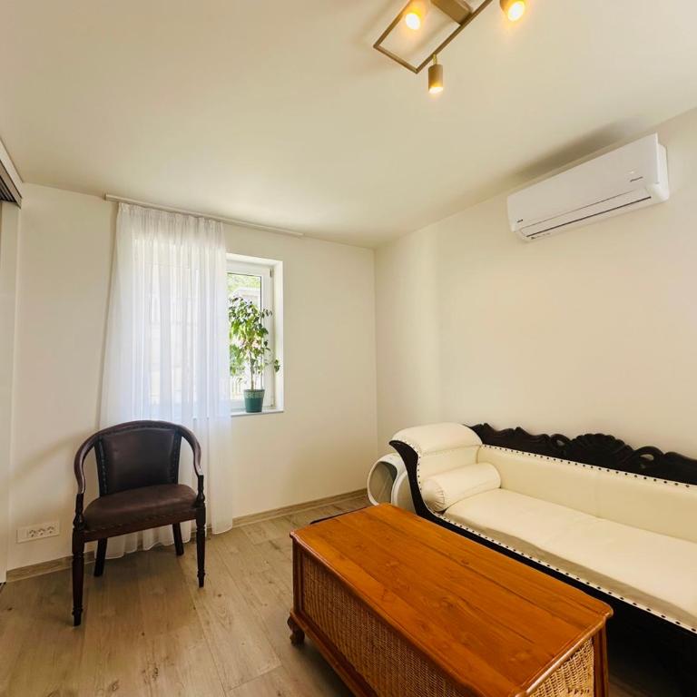 Sakura apartments - Apartman sa 2 Spavaće Sobe, Terasom i Pogledom na More - 14