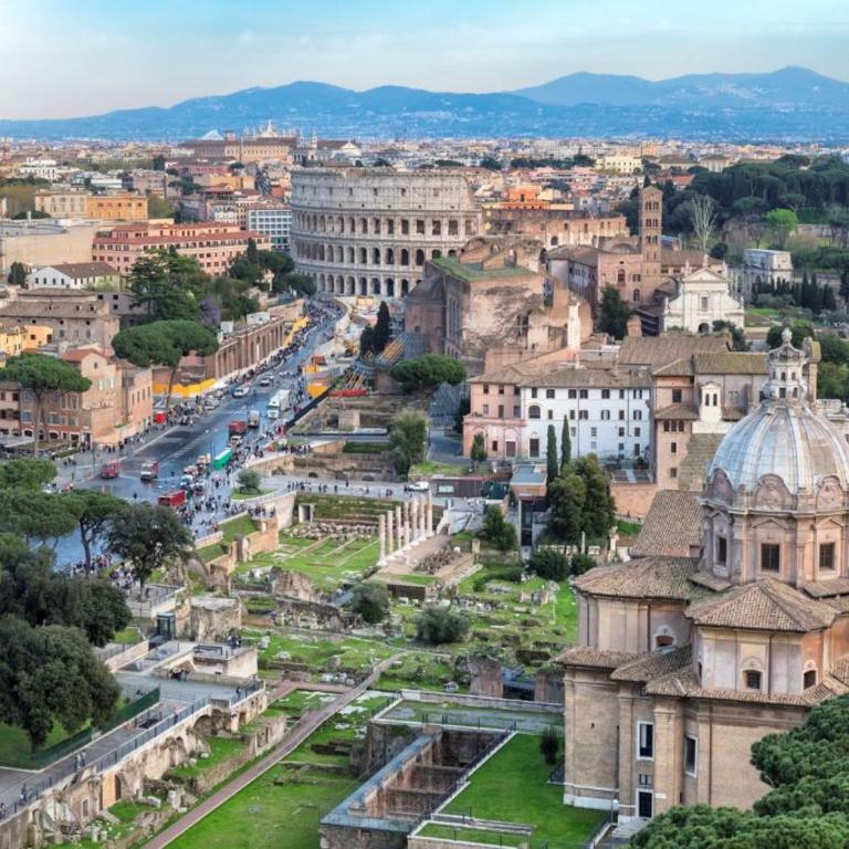THE SUITEST CHARME Boutique Holiday Apartment Zona Colosseo - Appartamento Premium con 3 Camere da Letto - 54