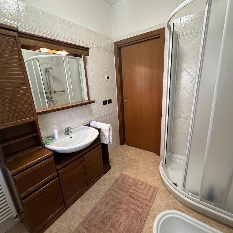 Casa Centrale - Appartamento con 2 Camere da Letto - 8