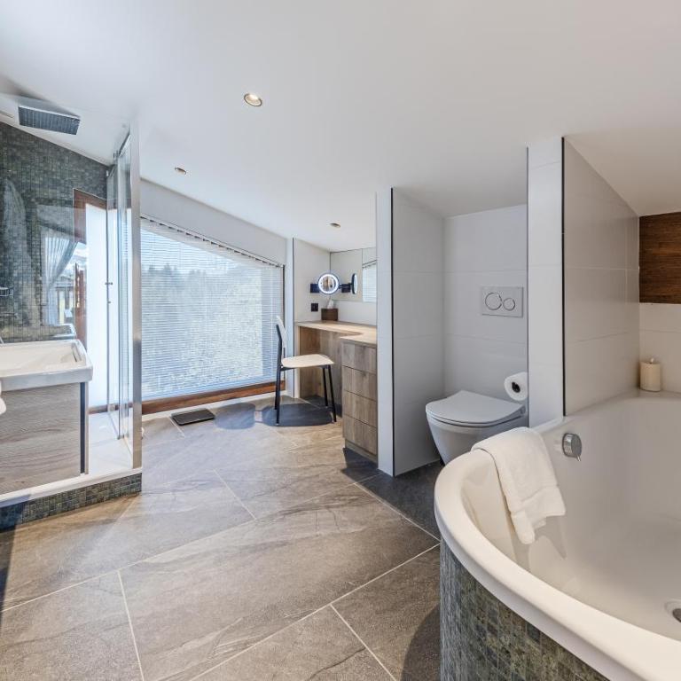 Luxury chalet - fireplace heated pool & sauna - Chalet - 94