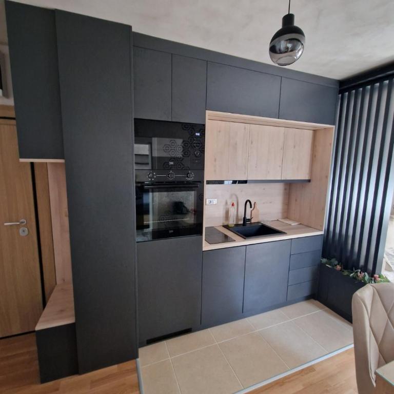 Altura Garden 2 - Apartman sa 1 Spavaćom Sobom - 9