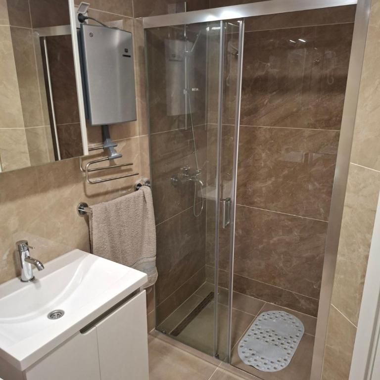 Altura Garden 2 - Apartman sa 1 Spavaćom Sobom - 14