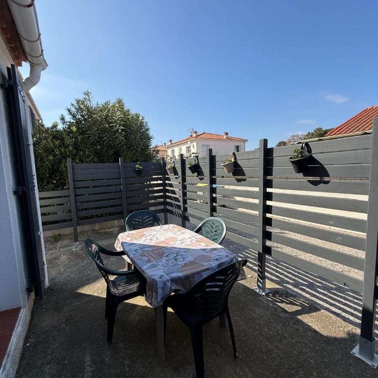 appartememt pres de la mer avec terrasse n1 - Maison 2 Chambres - 16
