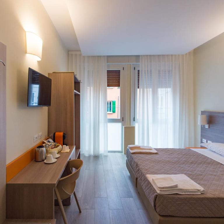 San Felice 135 - 4 - Camera Familiare con Bagno Privato - 6