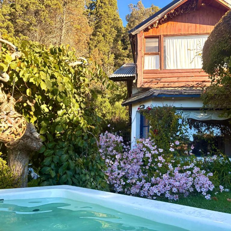 Gran casa con pileta climatizada y vista al lago - Casa de 5 dormitorios - 69
