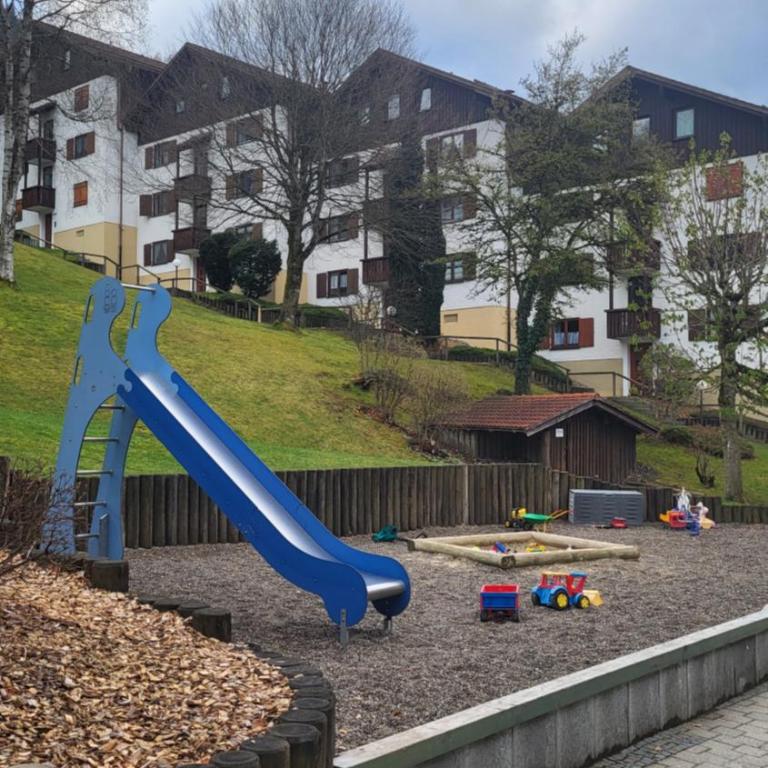 FeWo Alpenveilchen im Oberallgäu mit Pool, Sauna und tollem Ausblick vom großen Balkon - Apartment mit 1 Schlafzimmer - 16