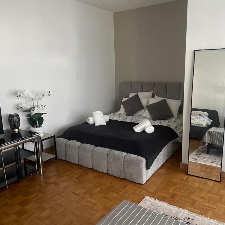 Quiet Champel-Terrasse getaway, 2 minutes from CEVA - Appartement 1 Chambre - 13