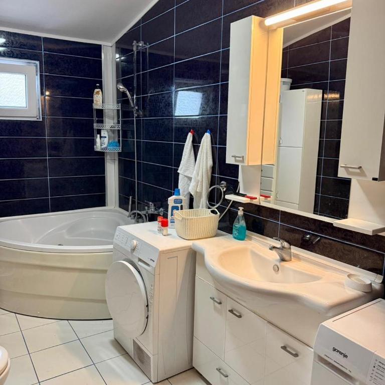King Apartment - Apartman sa 3 Spavaće Sobe - 8