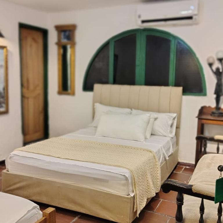 Hotel Rodadero Casa Paula - Comfort Triple Room - 5