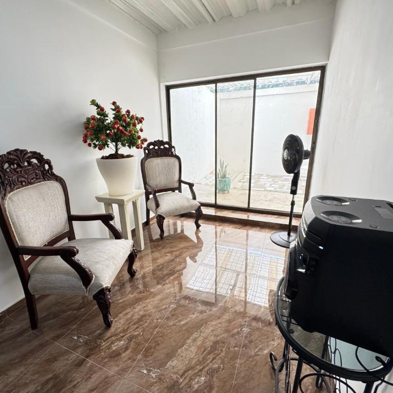 Casa Lucy Alojamientos - Habitación Doble Deluxe - 10