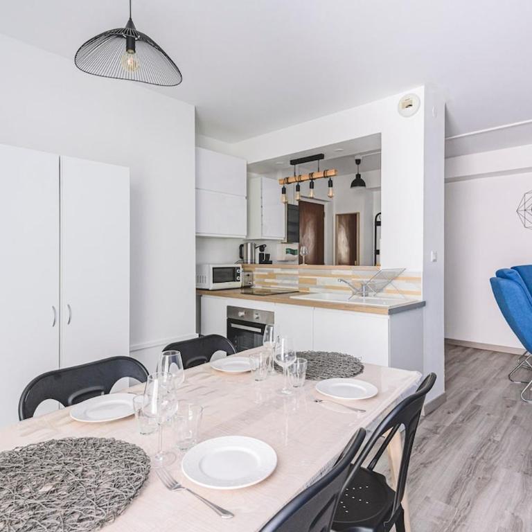 High quality - 4 ppl - Center of Reims - Apartment mit 2 Schlafzimmern - 6