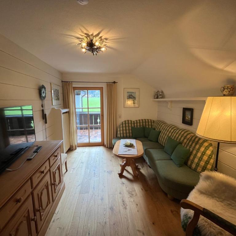 Frühholz - Das Ferienhaus - - Apartment mit 1 Schlafzimmer, Balkon und Bergblick - 4