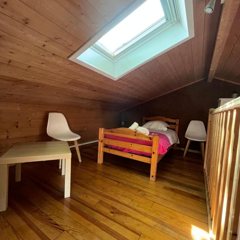 La Villa Herbert - Piscine chauffée, Spa, Vélos gratuits - Chambre Triple Supérieure - 7