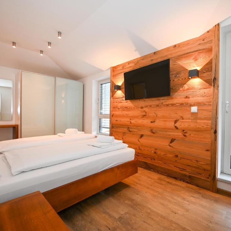 Penthouse Glacier View 10 5 incl SUMMER CARD by All in One Apartments - Apartment mit 3 Schlafzimmern und Balkon - 6