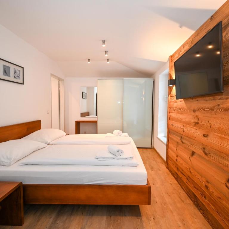 Penthouse Glacier View 10 5 incl SUMMER CARD by All in One Apartments - Apartment mit 3 Schlafzimmern und Balkon - 15