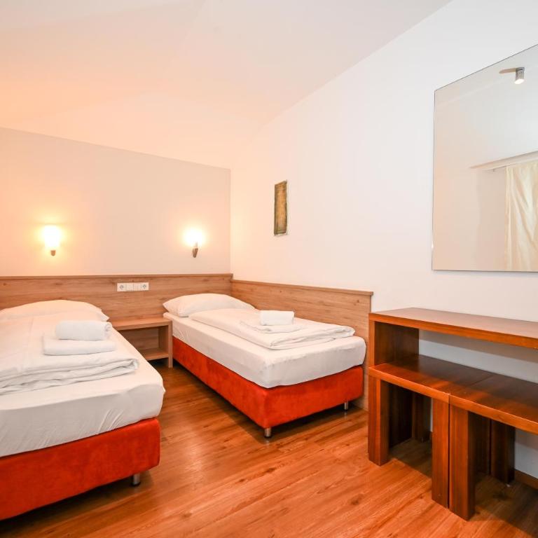 Penthouse Glacier View 10 5 incl SUMMER CARD by All in One Apartments - Apartment mit 3 Schlafzimmern und Balkon - 22