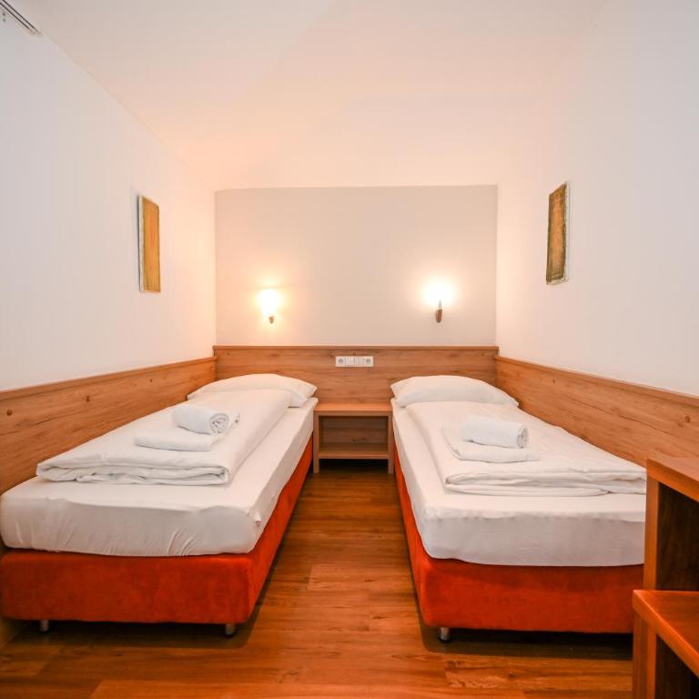 Penthouse Glacier View 10 5 incl SUMMER CARD by All in One Apartments - Apartment mit 3 Schlafzimmern und Balkon - 21