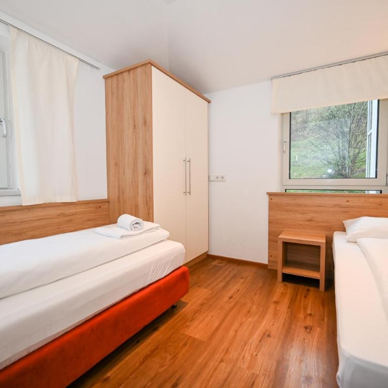 Penthouse Glacier View 10 5 incl SUMMER CARD by All in One Apartments - Apartment mit 3 Schlafzimmern und Balkon - 16