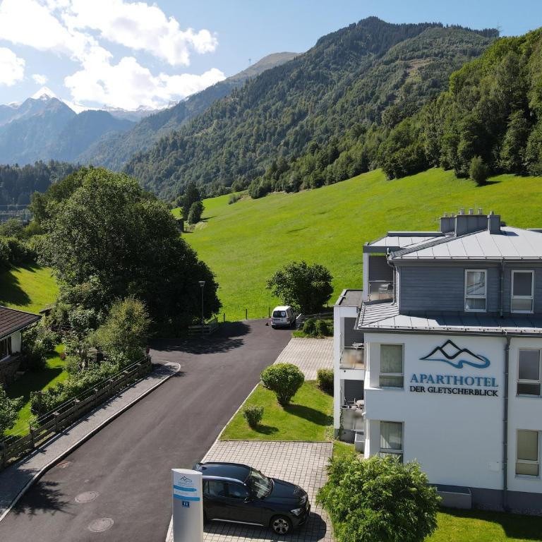 Penthouse Glacier View 10 5 incl SUMMER CARD by All in One Apartments - Apartment mit 3 Schlafzimmern und Balkon - 3