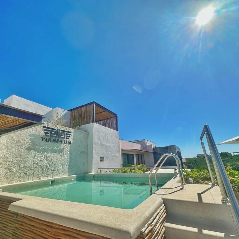 NEW Jungle Retreat 1BR2BA Garden Private Pool - One-Bedroom Apartment - 5