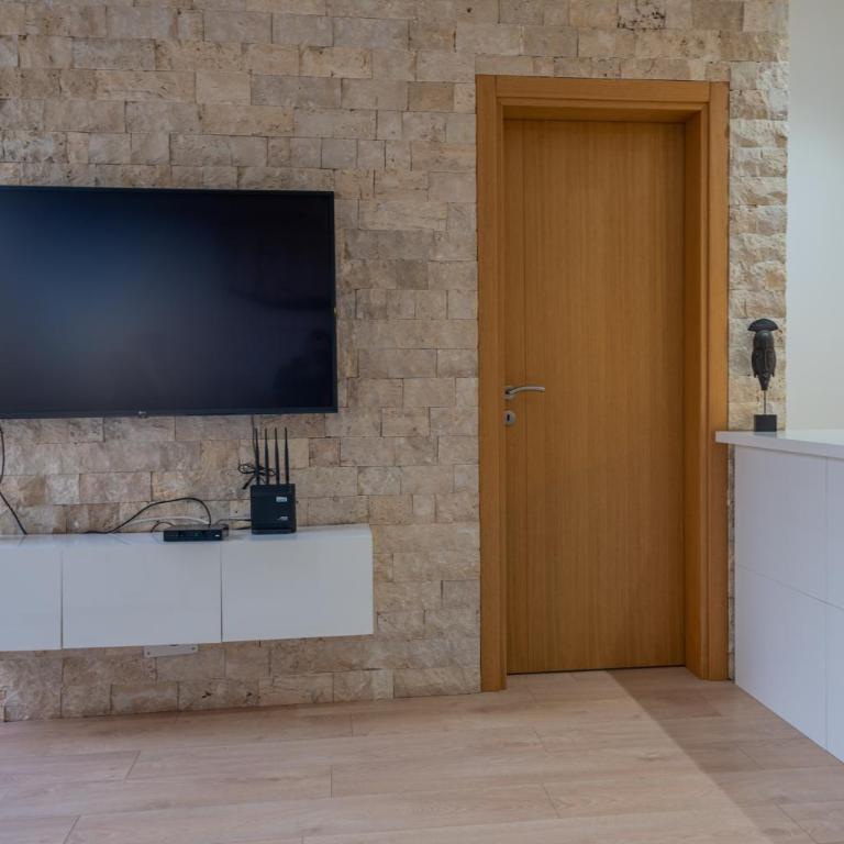 Lux residence Adrijana 2 - One-Bedroom Apartment - 17