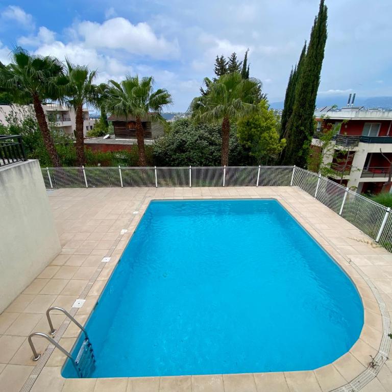 West Nice Ground-Floor one Bedroom Apartment with Parking, Garden, Pool - Appartement 1 Chambre - 2