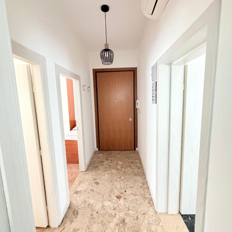 Jesolo attic - beach spot - Appartamento Deluxe con 2 Camere da Letto e Vista Giardino - 3