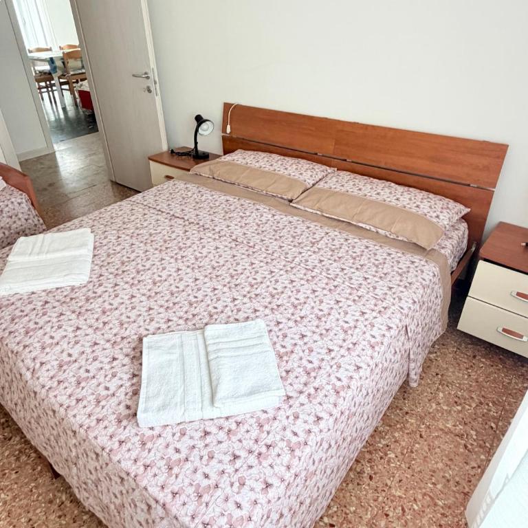 Jesolo attic - beach spot - Appartamento Deluxe con 2 Camere da Letto e Vista Giardino - 14