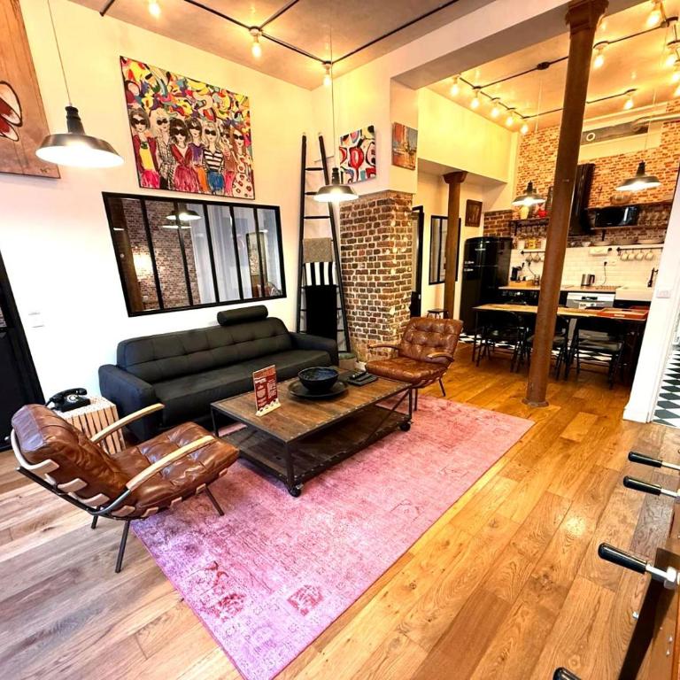 Montmartre Rue des Martyrs Loft with AC, 4-7 PEO - Appartement 3 Chambres - 40