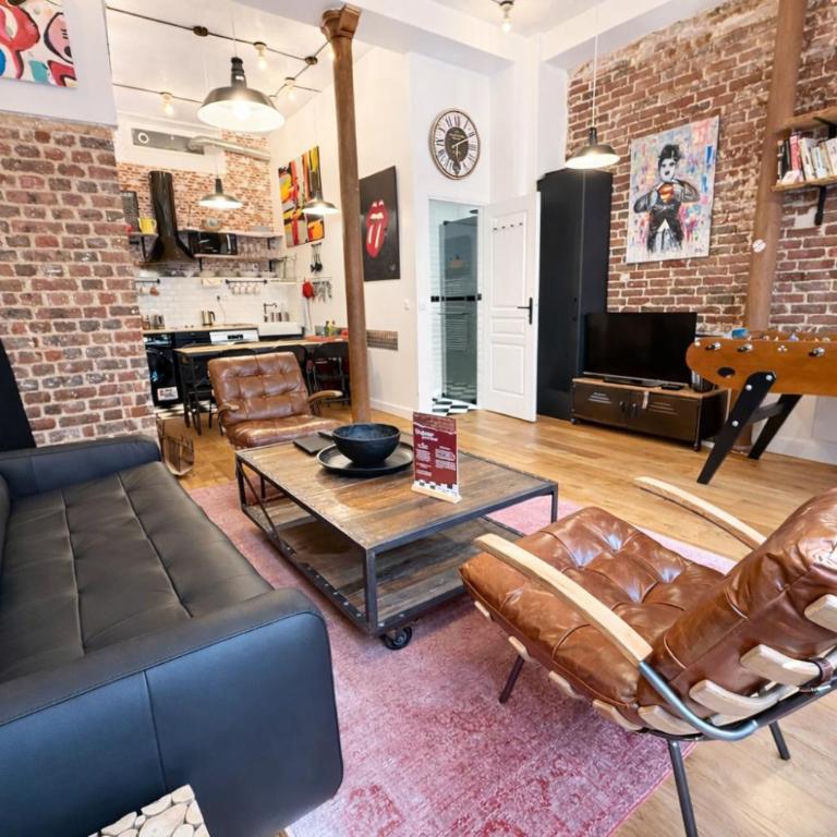 Montmartre Rue des Martyrs Loft with AC, 4-7 PEO - Appartement 3 Chambres - 52